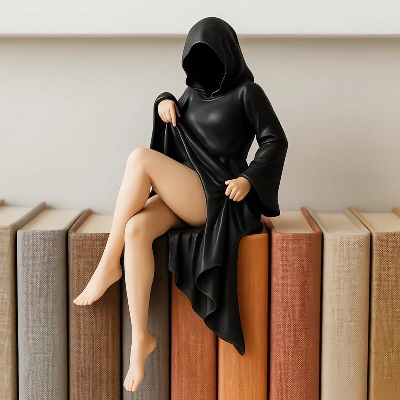 Halloween Gothic Queen Sitting Statue – Resin Figurine for Home or Office Decor