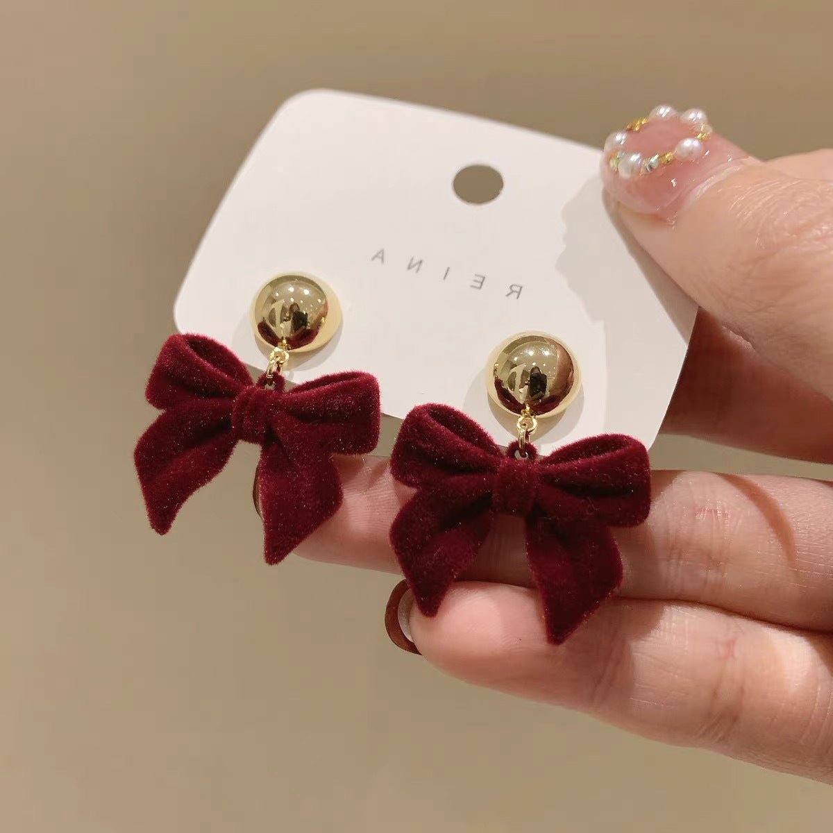 French Retro Plush Bow Earrings