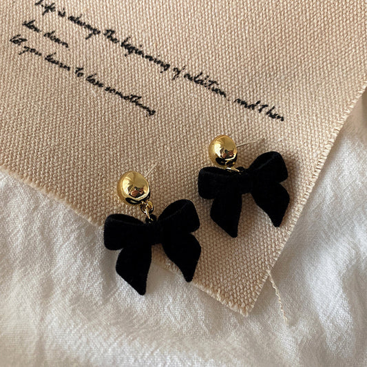 French Retro Plush Bow Earrings